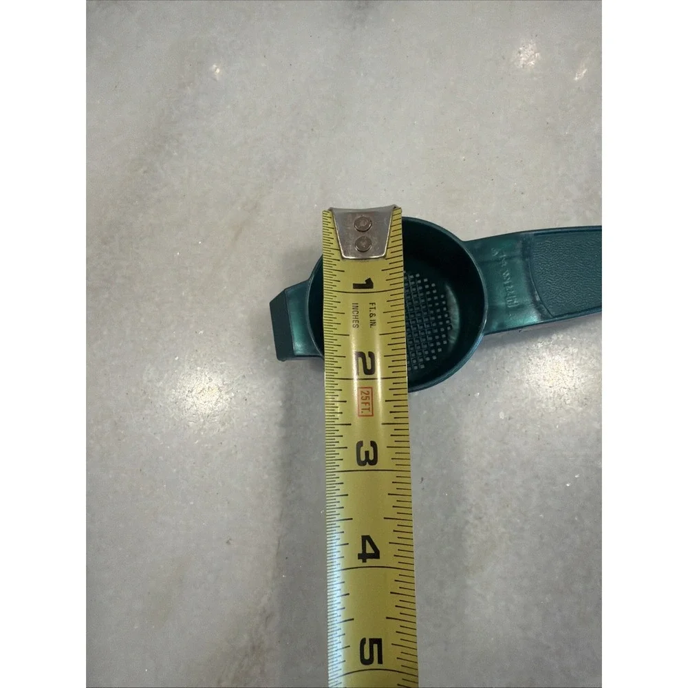 Tupperware Mini Sifter / Tea Strainer - Picture 7 of 7